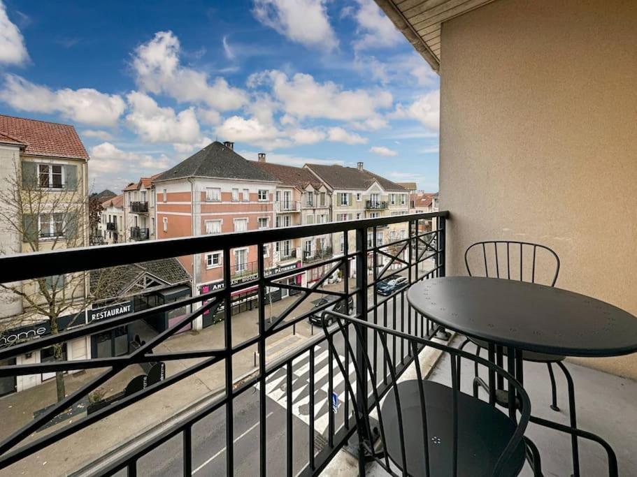 Le Delta Bailly - Appartement Pour 4 Personnes Disneyland Paris Exterior foto